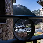 Pic negre Exclusividad y vistas